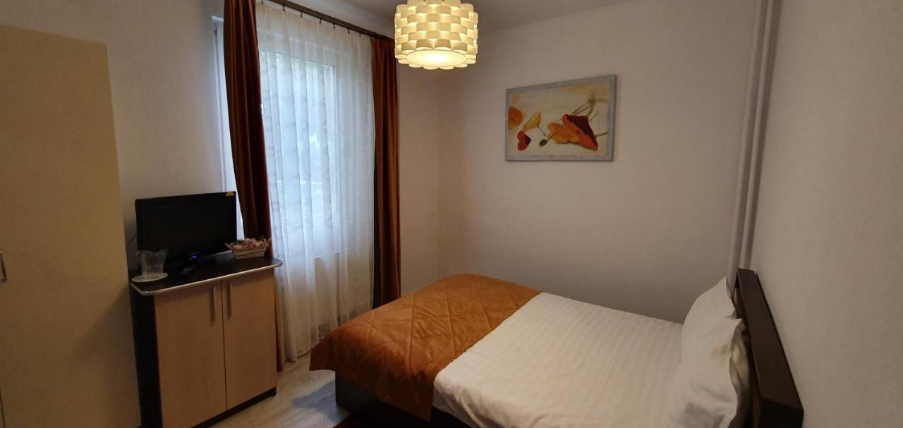 Vila Parc Cluj-Napoca Buitenkant foto