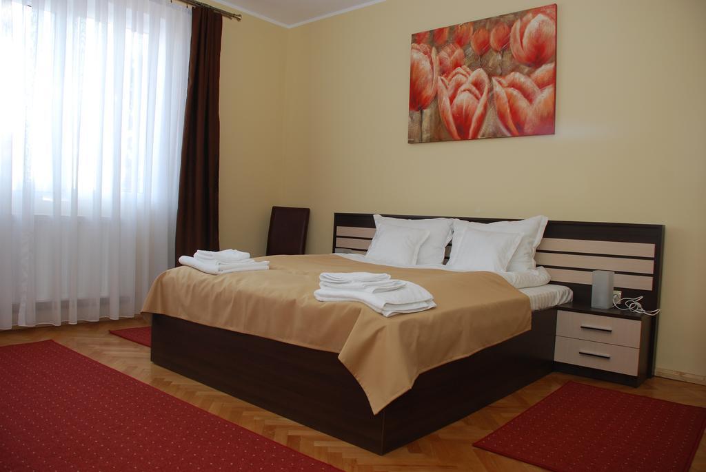 Vila Parc Cluj-Napoca Buitenkant foto